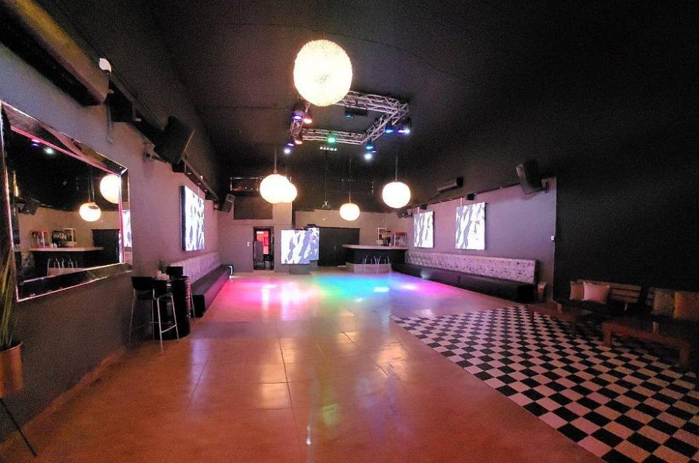 100224 וואו קלאב- Wow Club, וואו קלאב- Wow Club, וילה  בקרית ביאליק וילות - Vila 4 U