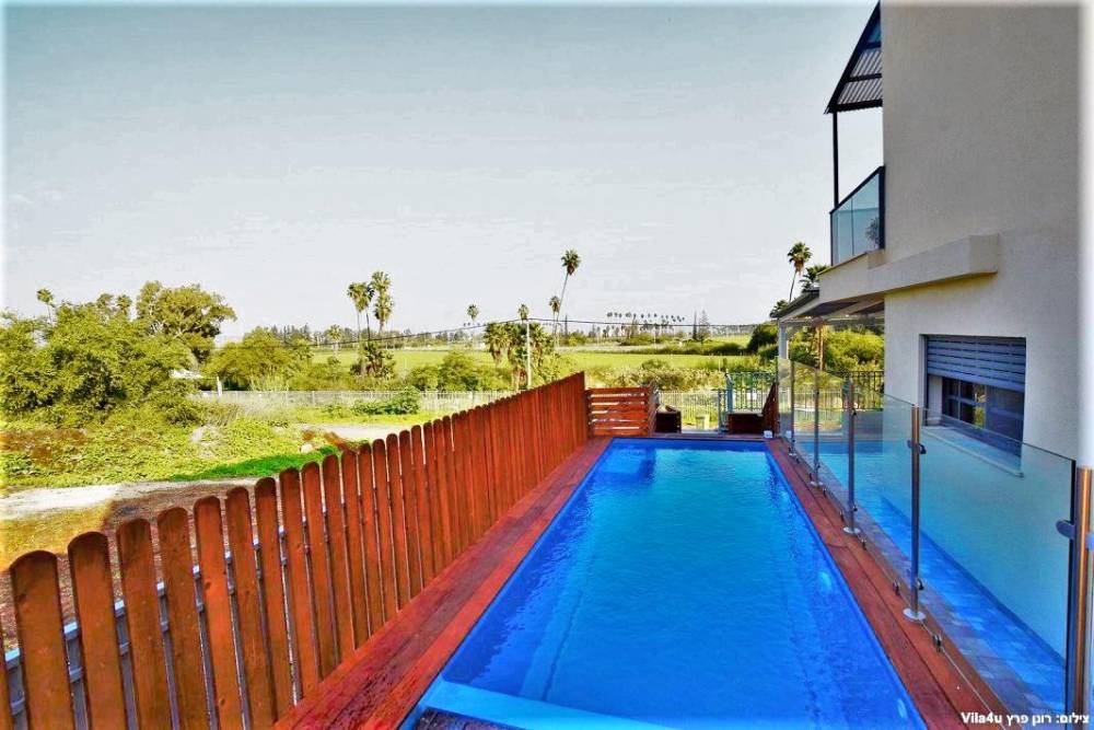100386 גלריה כללית, אחוזת אגם כנרת, וילה  במגדל וילות - Vila 4 U