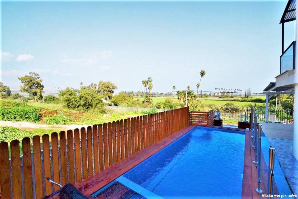 100391 גלריה כללית, אחוזת אגם כנרת, וילה  במגדל וילות - Vila 4 U