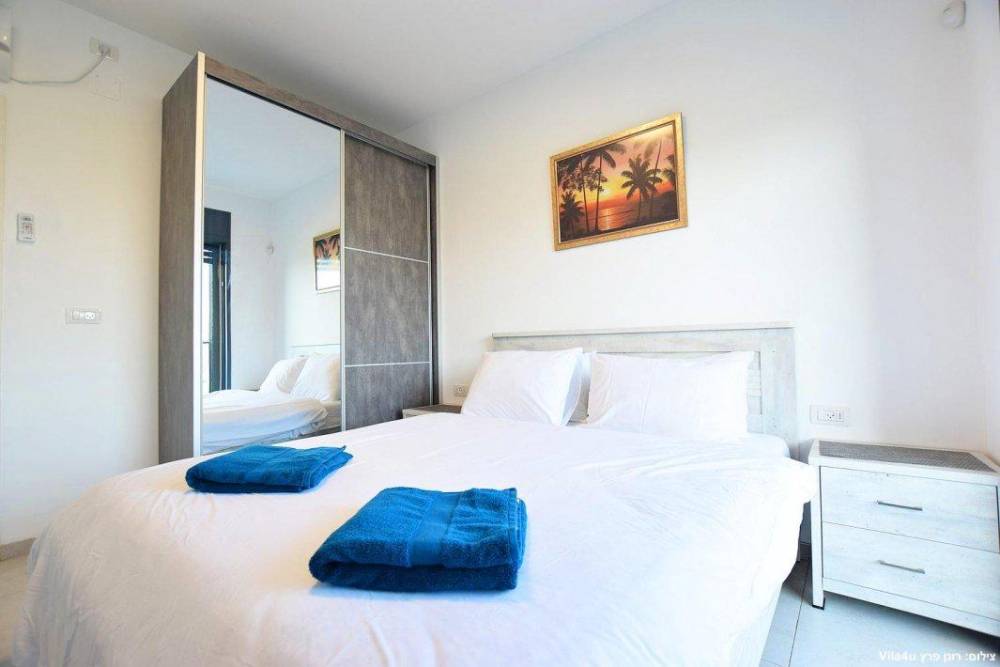 100398 גלריה כללית, אחוזת אגם כנרת, וילה  במגדל וילות - Vila 4 U