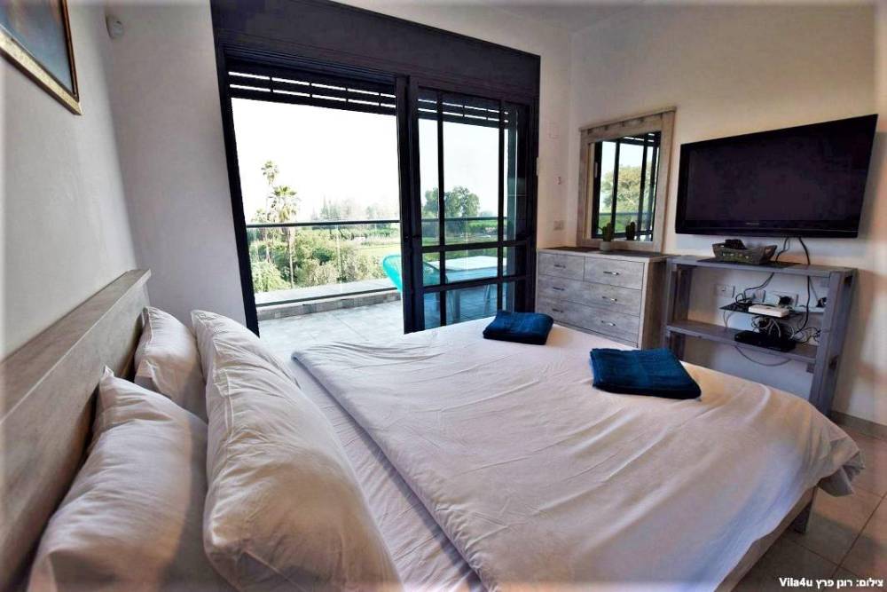 100403 גלריה כללית, אחוזת אגם כנרת, וילה  במגדל וילות - Vila 4 U