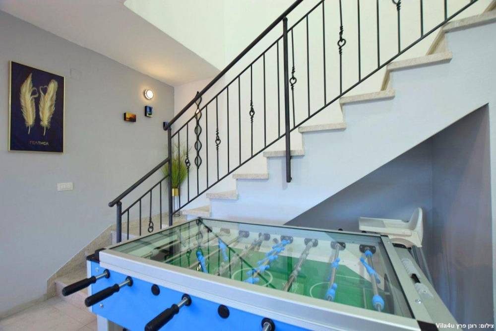 100431 פנים הוילה והחדרים, אחוזת אגם כנרת, וילה  במגדל וילות - Vila 4 U