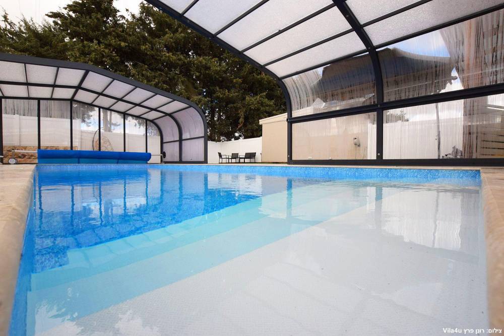 100862 גלריית חוץ, אחוזת עומרי, וילה  בצוריאל וילות - Vila 4 U