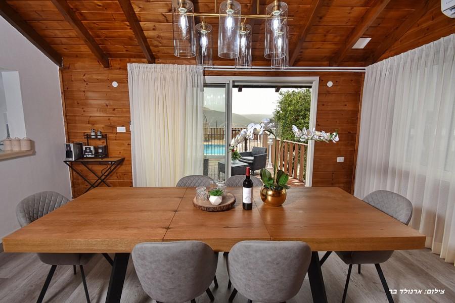 101142 מתחם פנימי, אחוזת דניאל באלקוש, וילה  באלקוש וילות - Vila 4 U