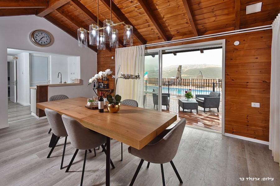 101145 מתחם פנימי, אחוזת דניאל באלקוש, וילה  באלקוש וילות - Vila 4 U