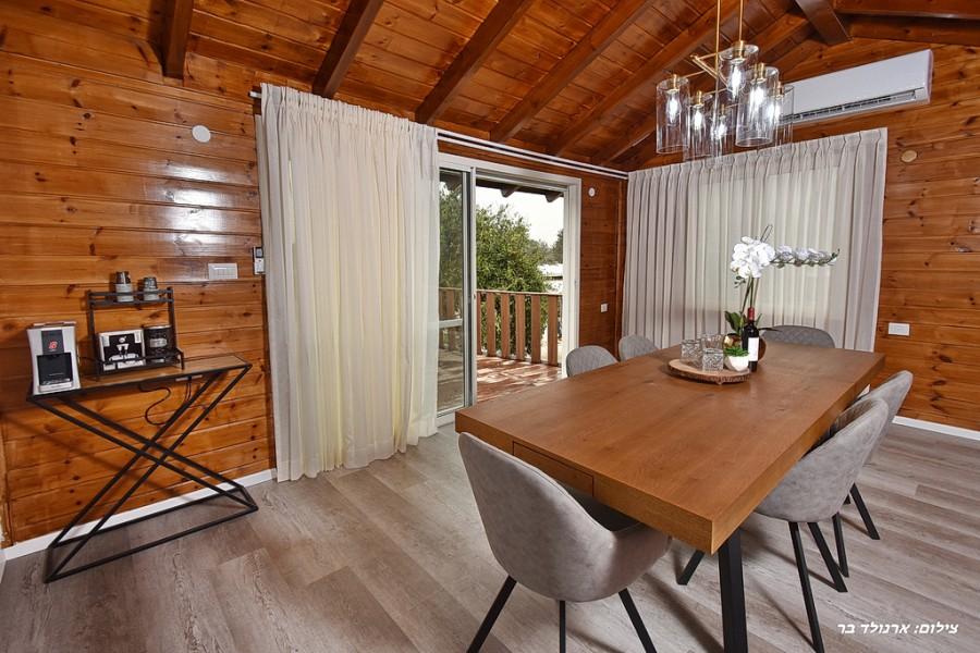 101146 מתחם פנימי, אחוזת דניאל באלקוש, וילה  באלקוש וילות - Vila 4 U