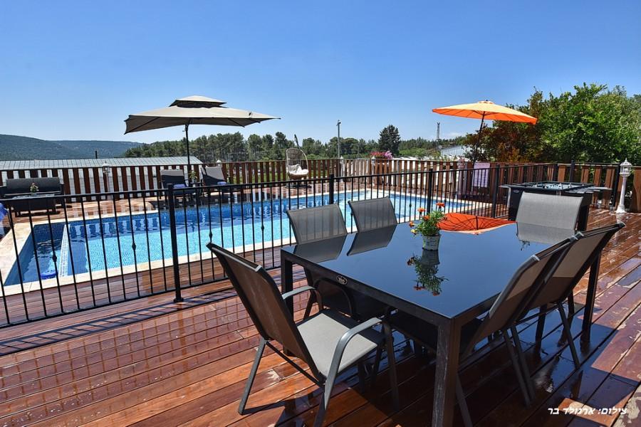 101166 המתחם החיצוני, אחוזת דניאל באלקוש, וילה  באלקוש וילות - Vila 4 U