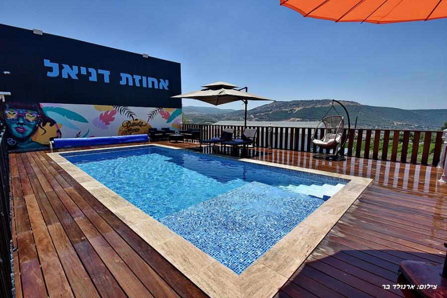 101172 המתחם החיצוני, אחוזת דניאל באלקוש, וילה  באלקוש וילות - Vila 4 U