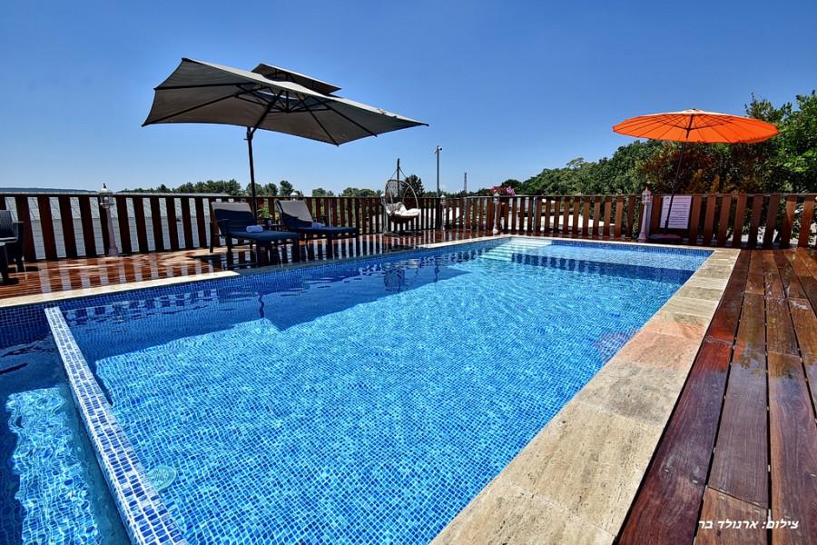 101179 המתחם החיצוני, אחוזת דניאל באלקוש, וילה  באלקוש וילות - Vila 4 U