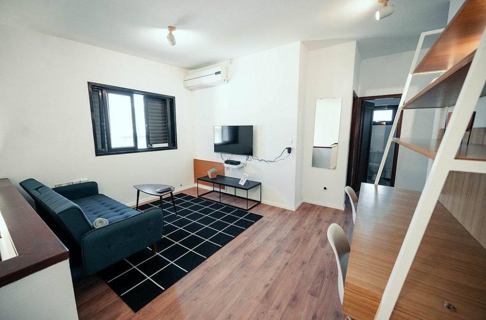 102935 פנים הוילה ומתחם הפטיו, וילה תכלת מול הים, וילה  בהרצליה פיתוח וילות - Vila 4 U