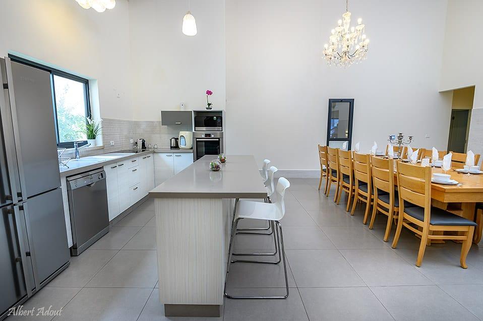 מלון בוטיק לב החורש - מטבח מאובזר כללי, מלון בוטיק לב החורש, וילה  בשומרה וילות - Vila 4 U