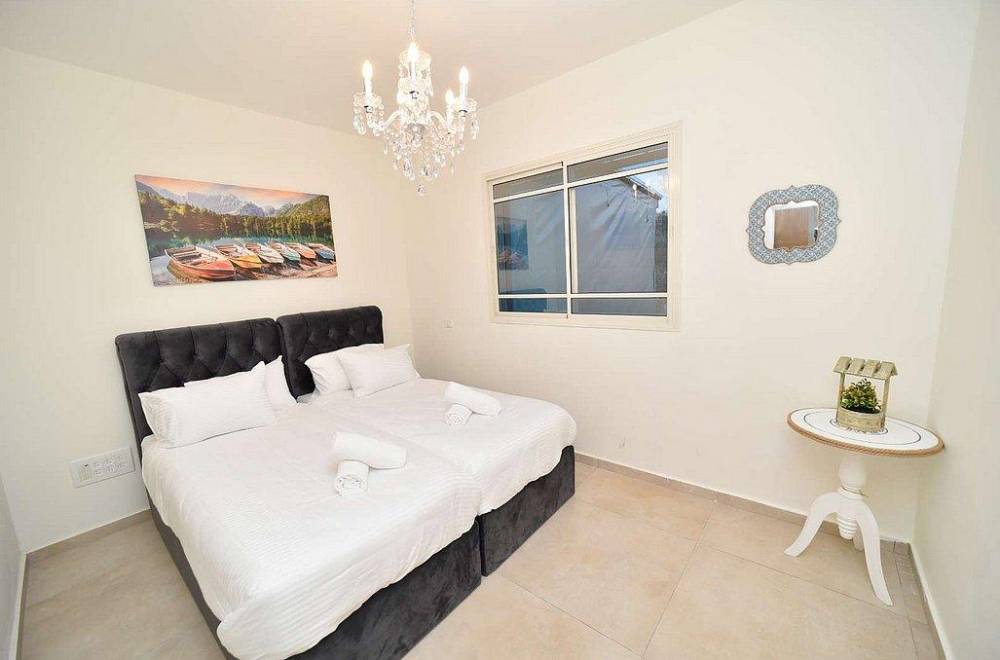 104506 מתחם פנימי, אצולת אירופה, וילה  בלוזית וילות - Vila 4 U