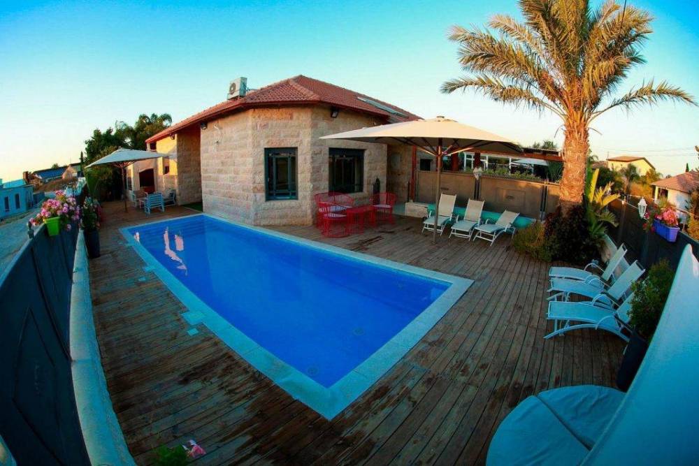 104990 המתחם החיצוני, וילה 107, וילה  בשדות מיכה וילות - Vila 4 U