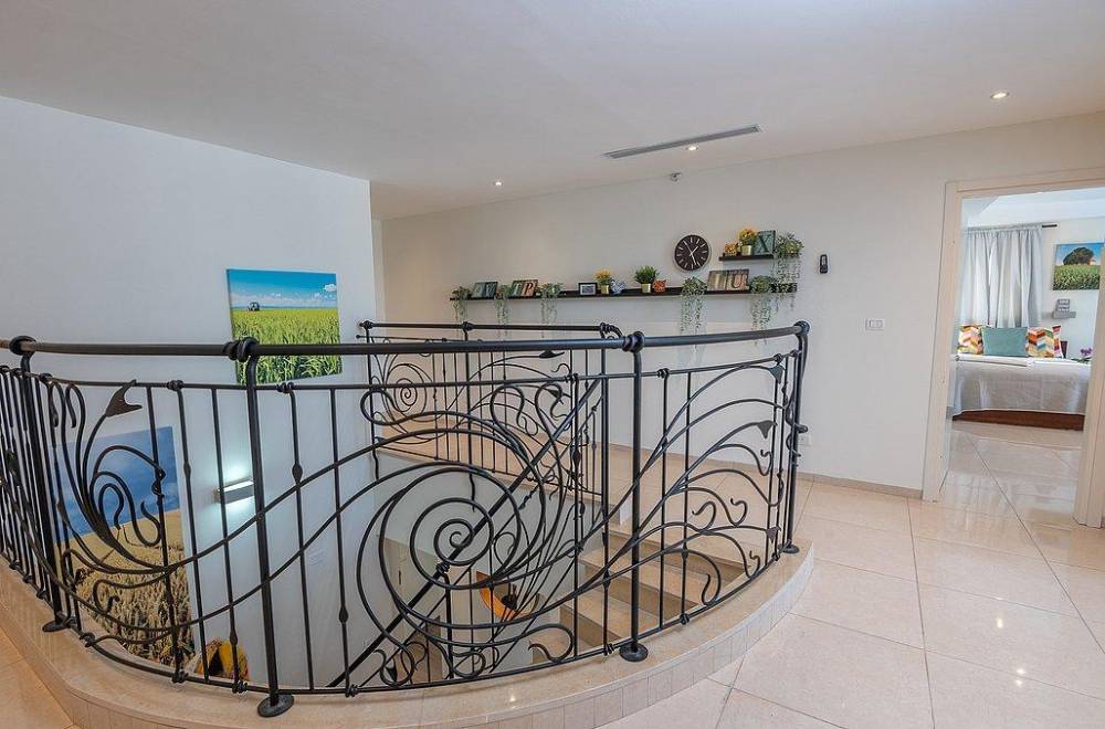 107744 גלריה כללית, בין הר לכנרת, וילה  ביבנאל וילות - Vila 4 U