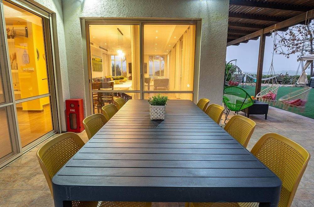 107806 מתחם חיצוני, בין הר לכנרת, וילה  ביבנאל וילות - Vila 4 U