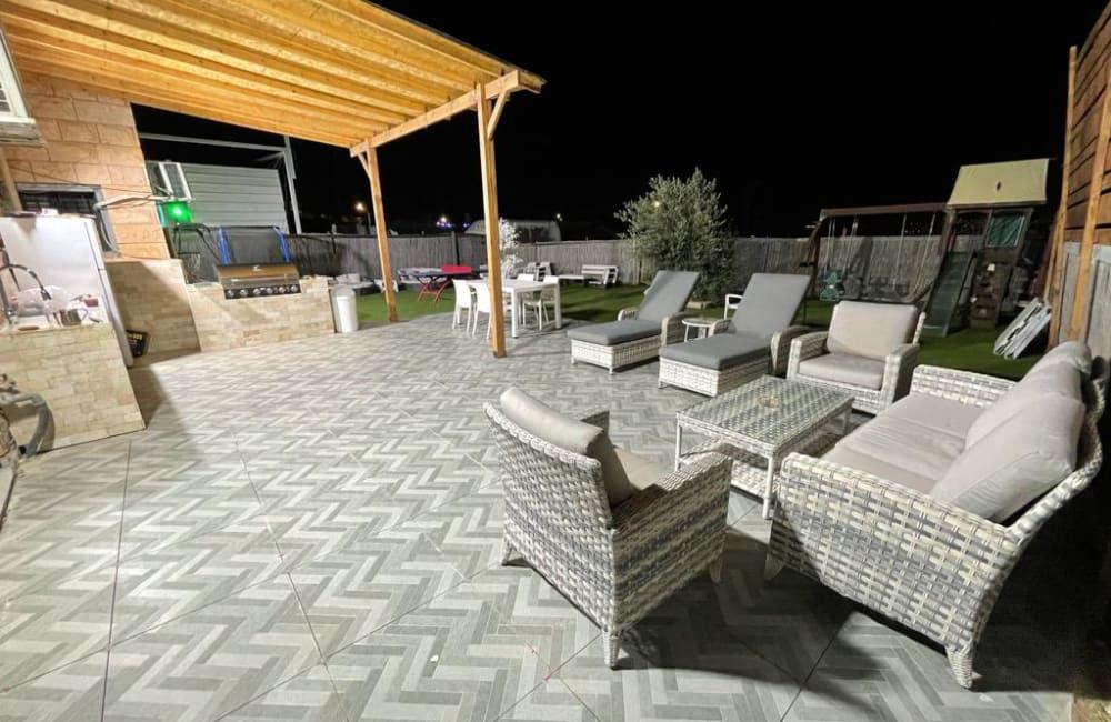 108283 מתחם החצר, וילה חלומות אלה, וילה  בחצור הגלילית וילות - Vila 4 U