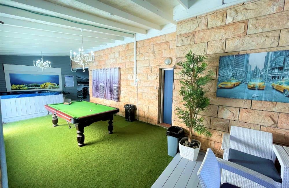 108291 מתחם החצר, וילה חלומות אלה, וילה  בחצור הגלילית וילות - Vila 4 U