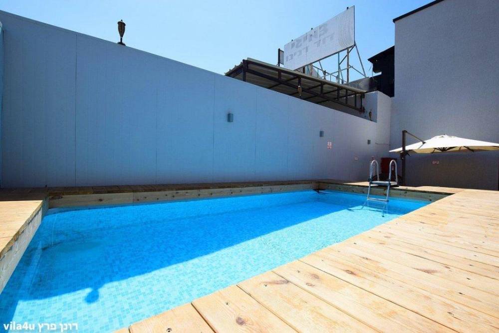 108459 המתחם החיצוני, דה וילה The Villa, וילה  באשקלון וילות - Vila 4 U