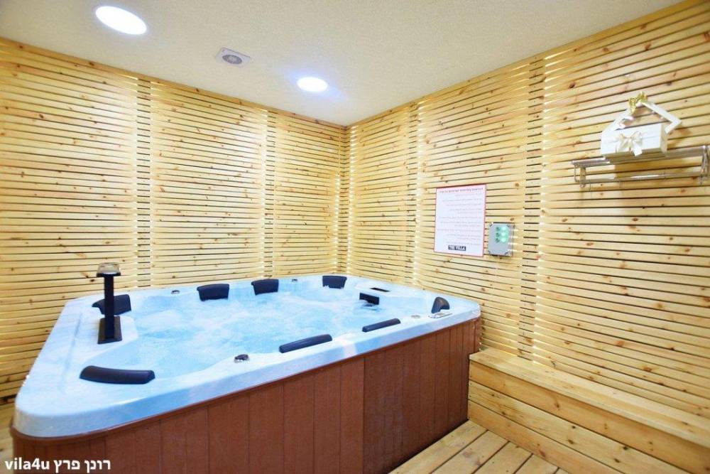 108468 המתחם החיצוני, דה וילה The Villa, וילה  באשקלון וילות - Vila 4 U