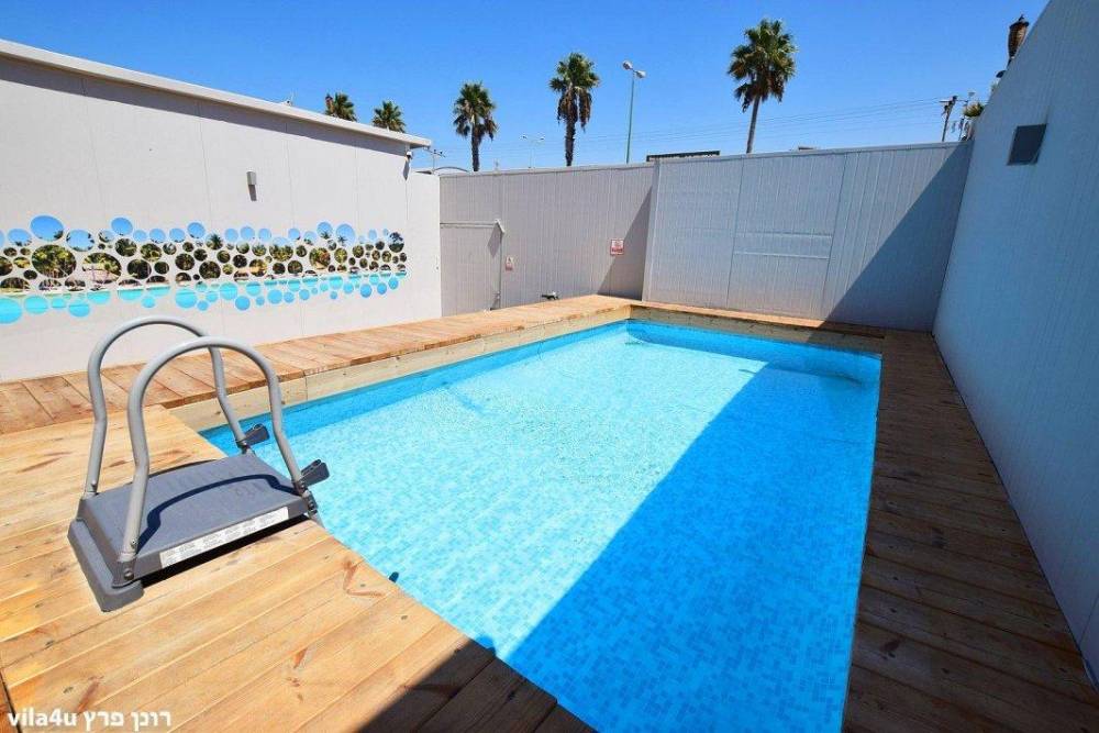 108475 המתחם החיצוני, דה וילה The Villa, וילה  באשקלון וילות - Vila 4 U