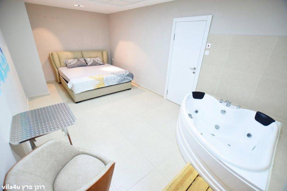 108497 גלריה כללית, דה וילה The Villa, וילה  באשקלון וילות - Vila 4 U