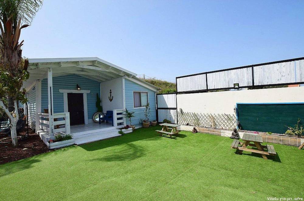108593 המתחם החיצוני, אצל אבי ורעות, וילה  ביערה וילות - Vila 4 U