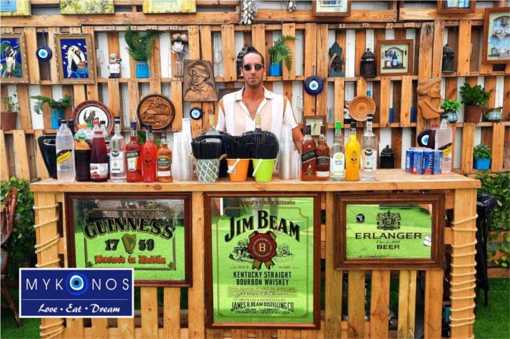 109562 חצר ובריכה, מיקונוס ריזורט אירועים, וילה  בראשון לציון וילות - Vila 4 U