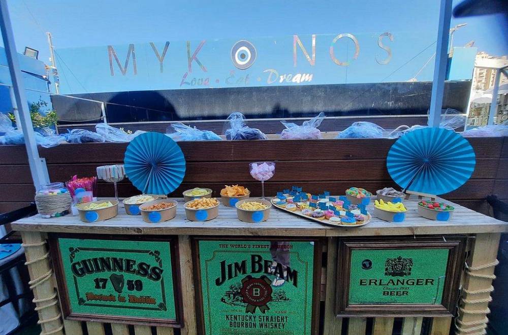 109650 החצר והבריכה, מיקונוס לופט, וילה  בראשון לציון וילות - Vila 4 U