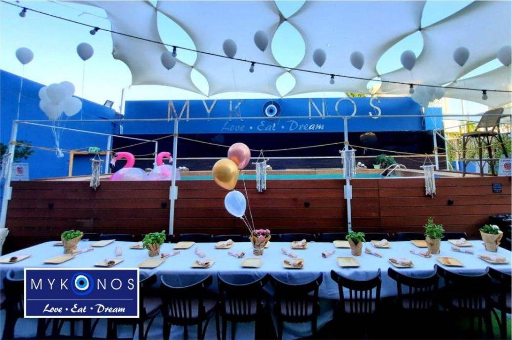 109654 החצר והבריכה, מיקונוס לופט, וילה  בראשון לציון וילות - Vila 4 U