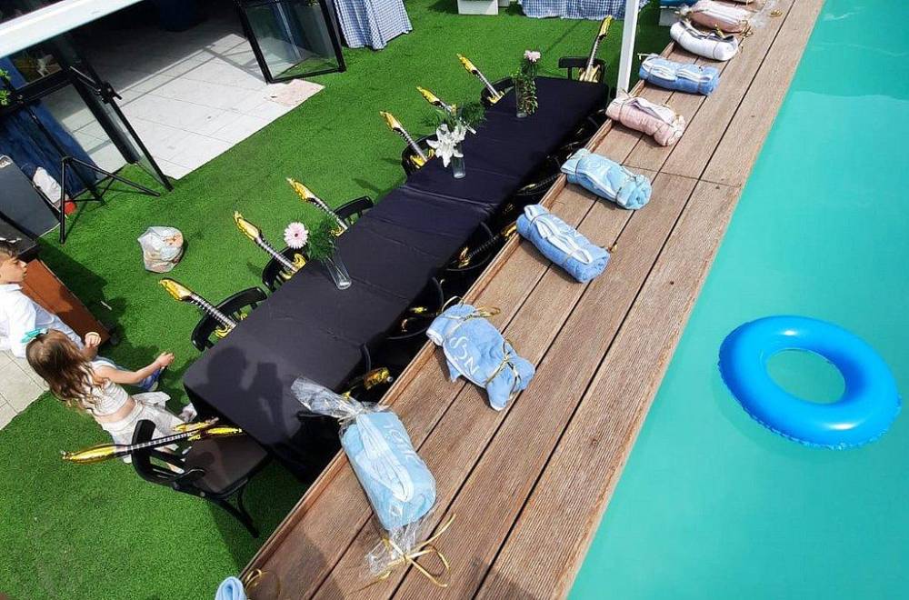 109662 החצר והבריכה, מיקונוס לופט, וילה  בראשון לציון וילות - Vila 4 U