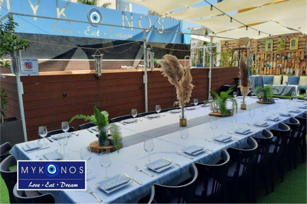 109689 החצר והבריכה, מיקונוס לופט, וילה  בראשון לציון וילות - Vila 4 U