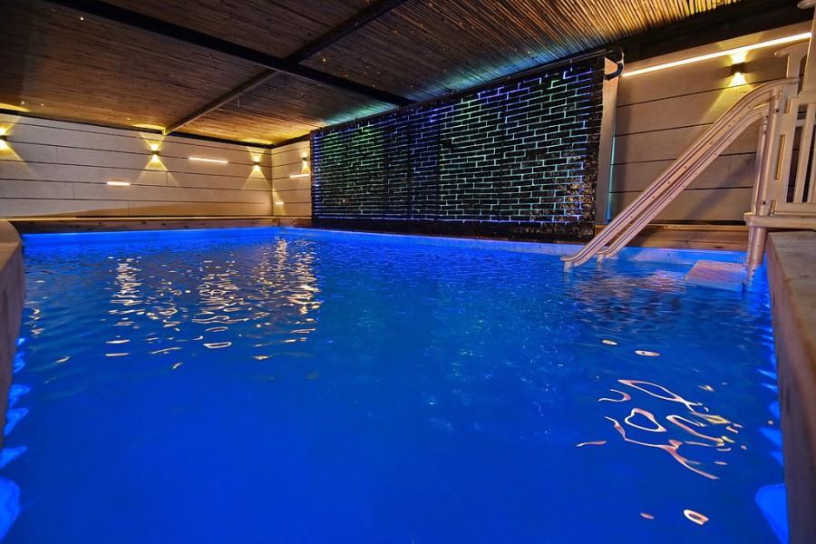 110198 הבריכה והספא, סיטי רוף - City Roof, וילה  בפתח תקווה וילות - Vila 4 U