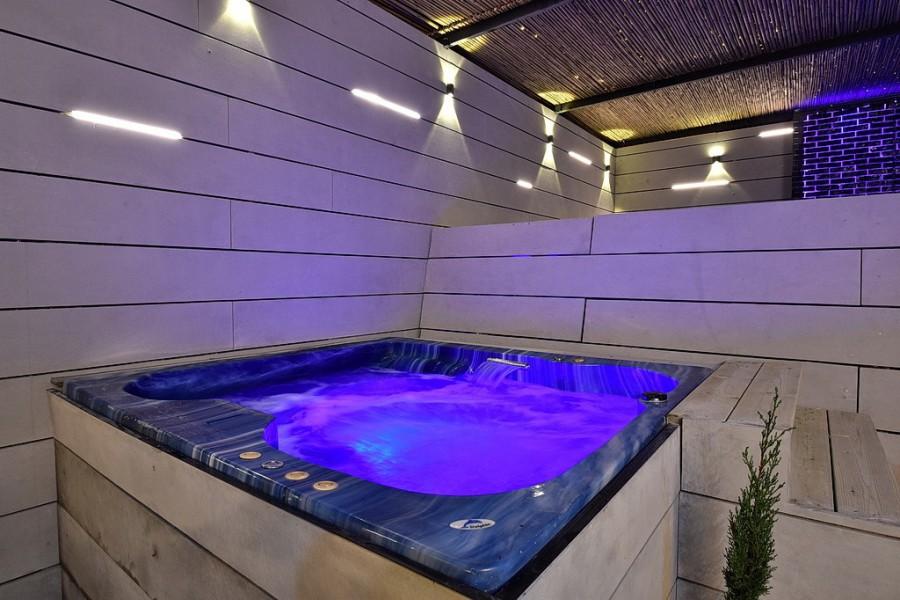 110206 הבריכה והספא, סיטי רוף - City Roof, וילה  בפתח תקווה וילות - Vila 4 U