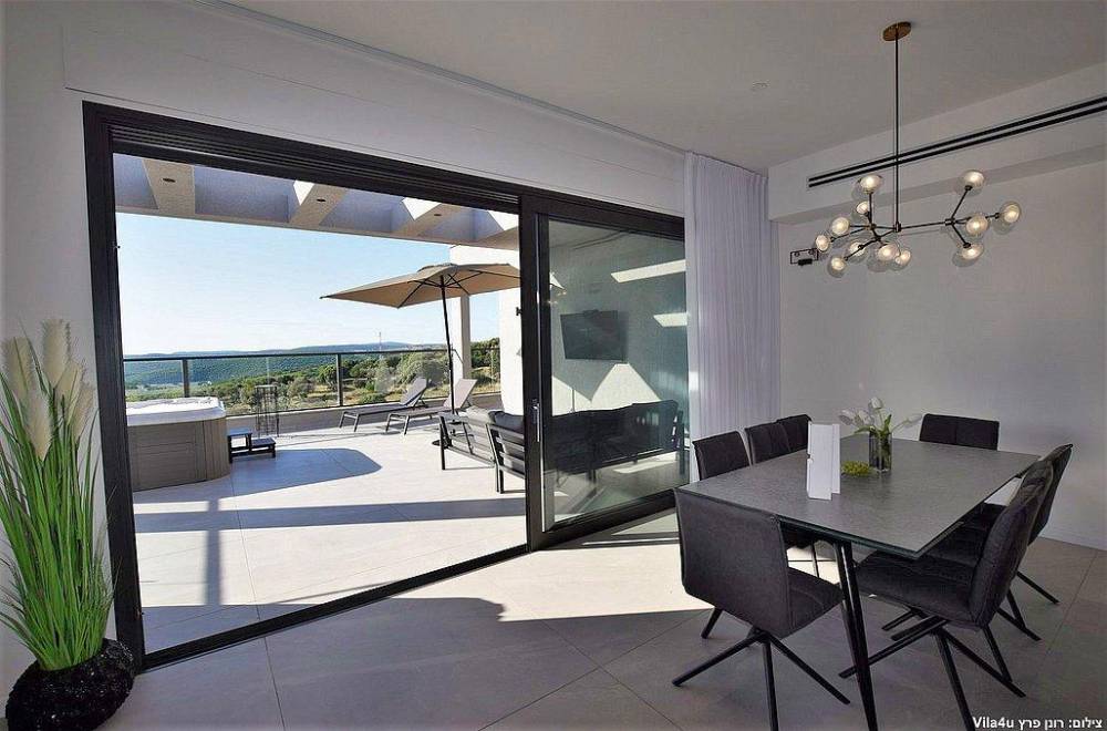 110305 כללי, אחוזת דיויד פאלאס, וילה  בצוריאל וילות - Vila 4 U