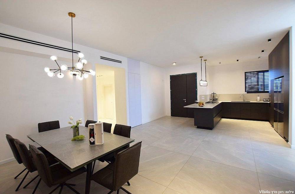 110326 מתחם פנימי, אחוזת דיויד פאלאס, וילה  בצוריאל וילות - Vila 4 U