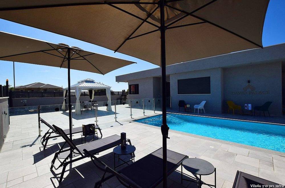 110352 מתחם חיצוני, אחוזת דיויד פאלאס, וילה  בצוריאל וילות - Vila 4 U