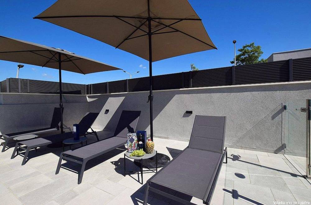 110358 מתחם חיצוני, אחוזת דיויד פאלאס, וילה  בצוריאל וילות - Vila 4 U