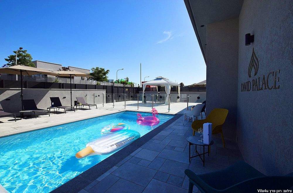110393 מתחם חיצוני, אחוזת דיויד פאלאס, וילה  בצוריאל וילות - Vila 4 U