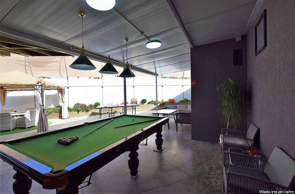 111184 החצר, וילה לב הכפר תירוש, וילה  בתירוש וילות - Vila 4 U