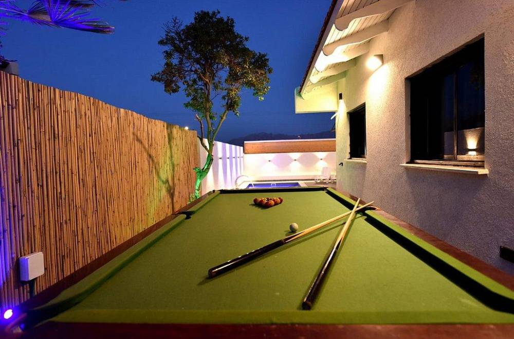 111937 המתחם החיצוני, White - Luxury Villa Eilat - וויט לקשרי וילה אילת, וילה  באילת וילות - Vila 4 U