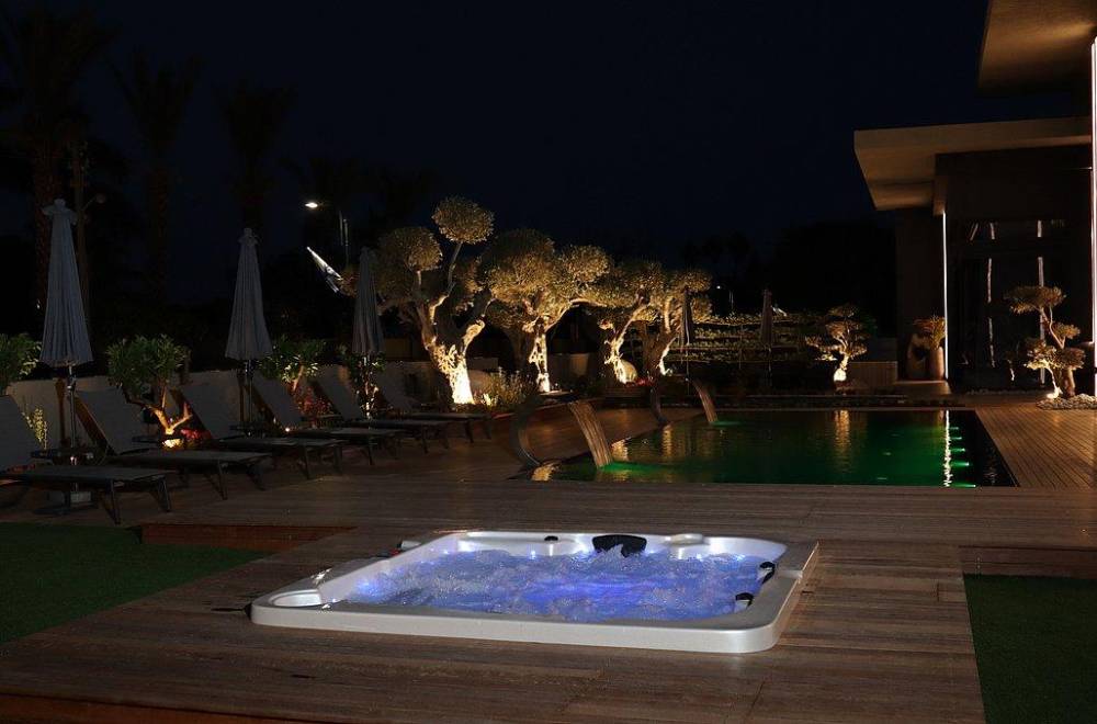 112827 המתחם החיצוני, וילה ספייס בוטיק - Villa Space Boutique, וילה  באמונים וילות - Vila 4 U