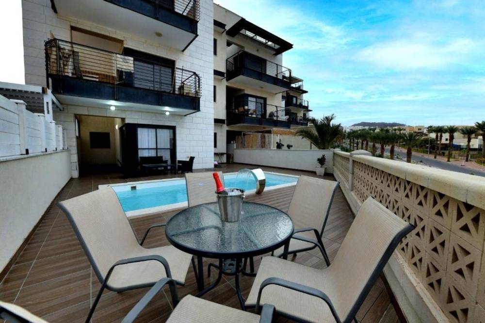 113039 מתחם הבריכה והנוף, sea view & pool eilat - סי וויו אנד פול אילת, וילה  באילת וילות - Vila 4 U