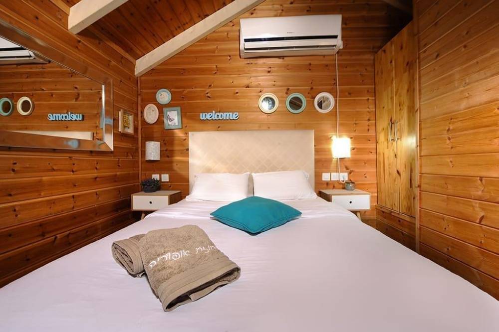 114208 פנים בקתות העץ, אחוזת אופוריה, וילה  בשזור וילות - Vila 4 U