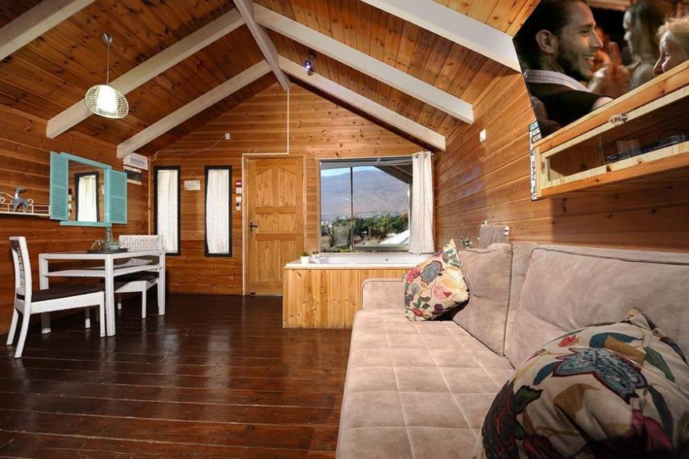 114216 פנים בקתות העץ, אחוזת אופוריה, וילה  בשזור וילות - Vila 4 U