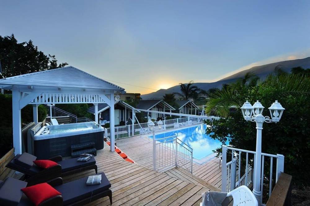 114220 מתחם חיצוני, אחוזת אופוריה, וילה  בשזור וילות - Vila 4 U