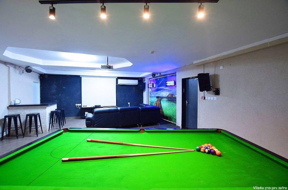115510 מתחם פנימי, פארדייס בכפר, וילה  באור יהודה וילות - Vila 4 U