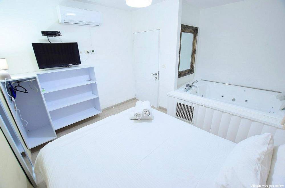 116175 מתחם פנימי, וילה פלטינה, וילה  בפקיעין החדשה וילות - Vila 4 U