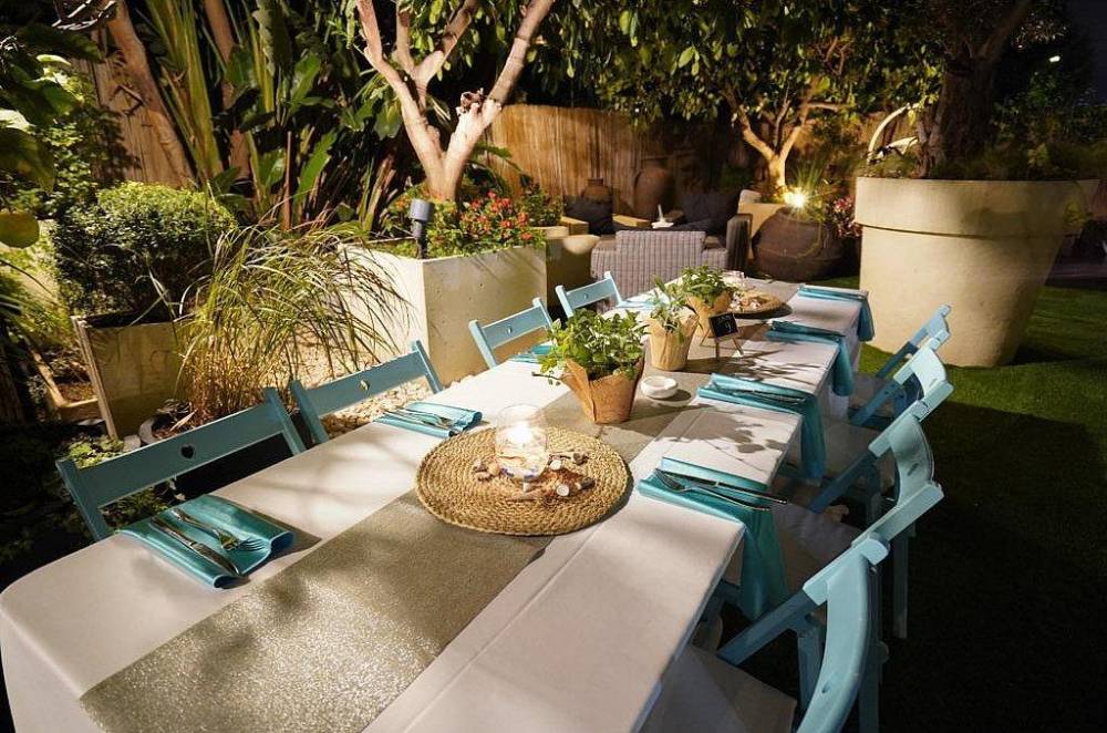 118011 אירועים במתחם, החצר של מישקה, וילה  בהרצליה וילות - Vila 4 U