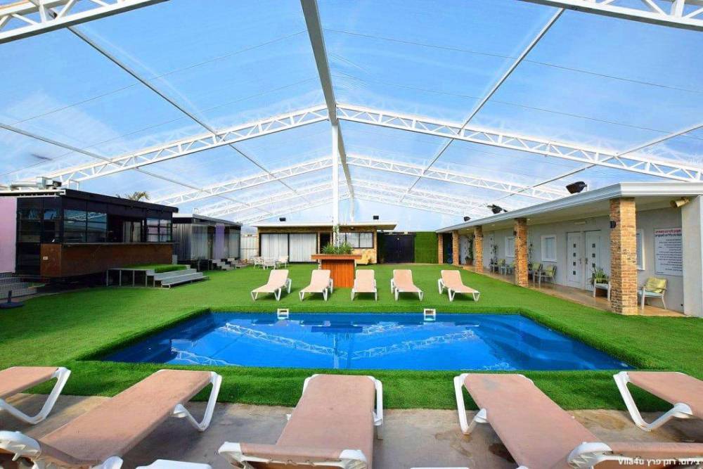 118404 המתחם המקורה בחורף, בית האצילים איוונטס, וילה  בנתניה וילות - Vila 4 U