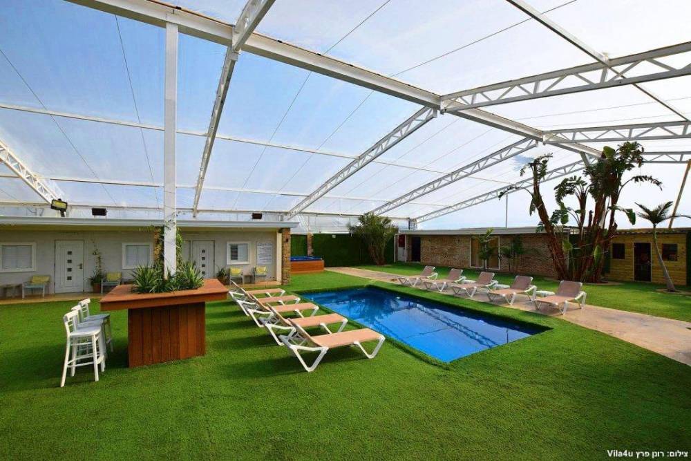 118409 המתחם המקורה בחורף, בית האצילים איוונטס, וילה  בנתניה וילות - Vila 4 U